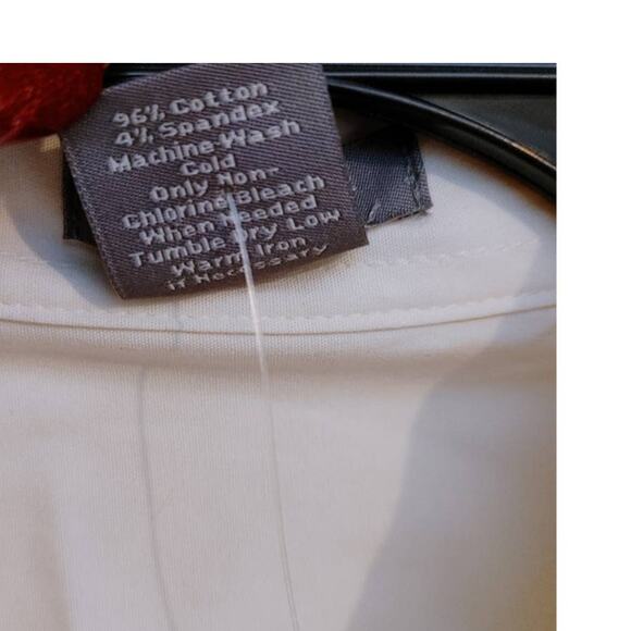 Ann Taylor Top Button Front Sz 4 White NWT - Picture 5 of 5